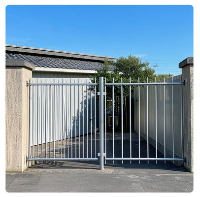 Modern Galvanized Metal Wall Fence for Indoor Outdoor Security