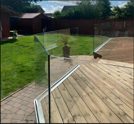 Modern Safety Glass Balcony Railing for Extreme Weather