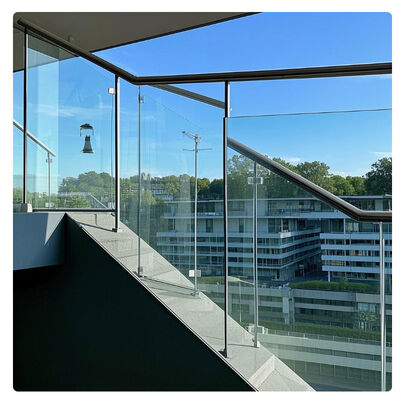 Clear Safety Glass Railing Panels with Anti-Rust Clamps