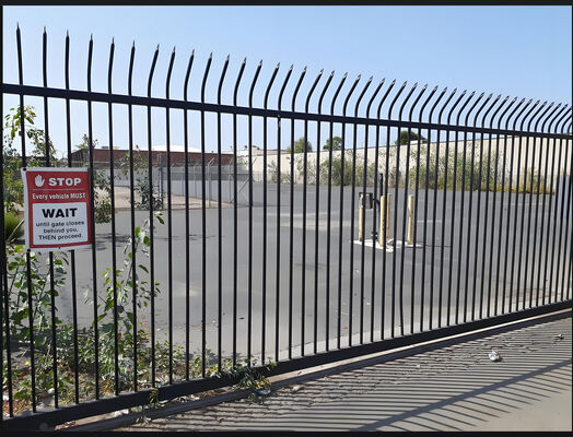 Modern Galvanized Metal Wall Fence for Indoor Outdoor Use